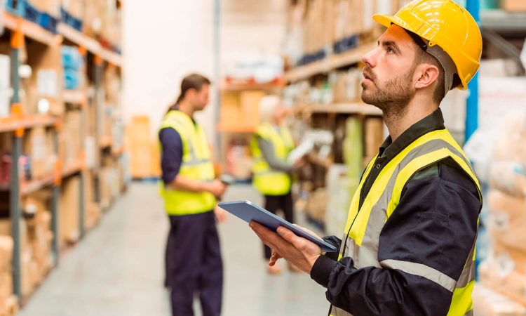 Ficha técnica industrial: ¿Qué elementos debe incluir?